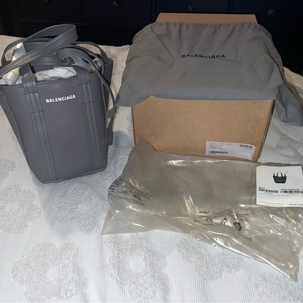 Balenciaga Ever 2.0 Charcoal Gray Tote